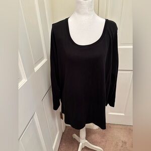 Isaac Mizrahi Black Long Sleeve Scoop Neck Top